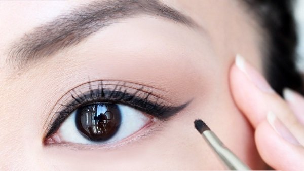 Eyeliner là gì? Cách chọn eyeliner cho người mới bắt đầu-8