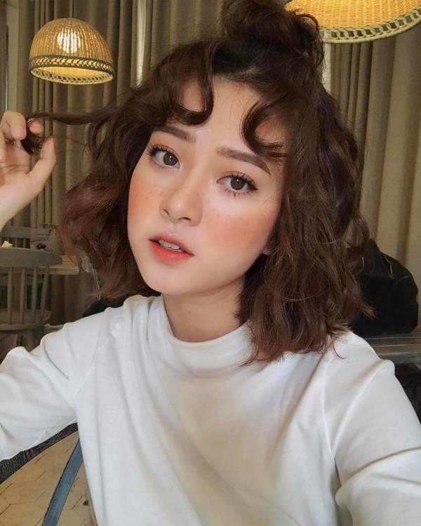 Trang điểm cô dâu tự nhiên