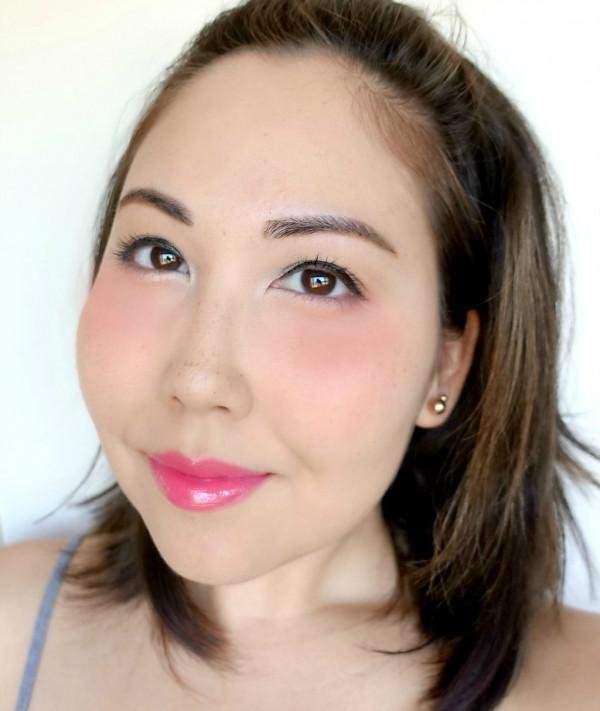 Trang điểm cô dâu tự nhiên