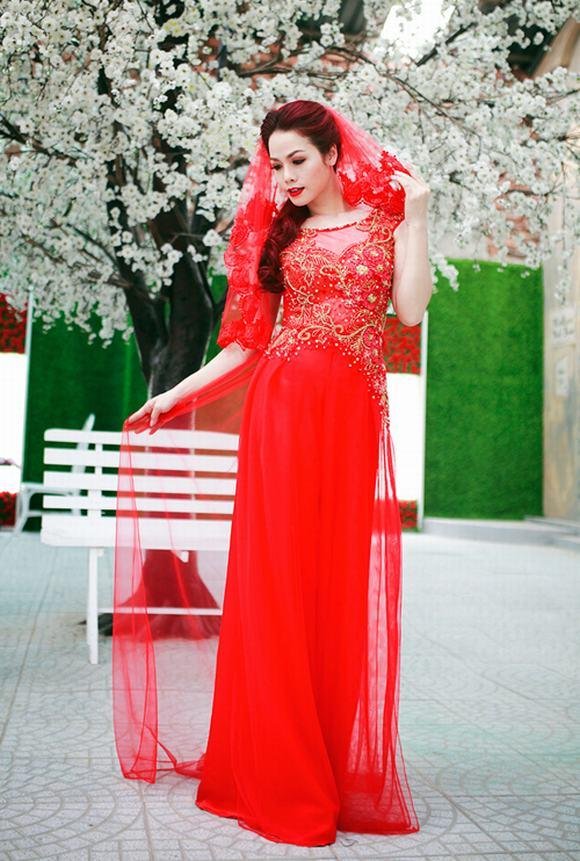 Áo dài cưới không cổ