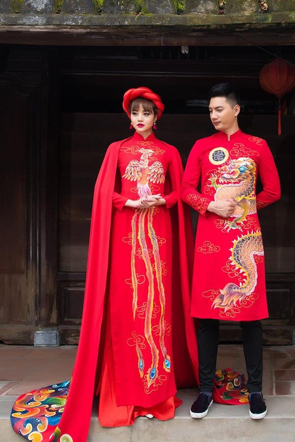 Áo dài cưới bằng gấm