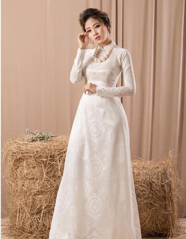 Áo dài cưới bằng gấm