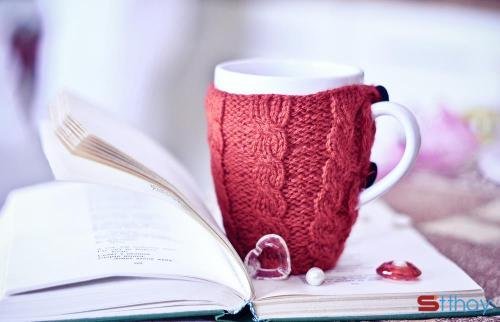 Tháng 12 nhẹ nhàng đi tới, mỉm cười thật hiền trước những lo toan bận bịu của công việc và trách nhiệm, muốn sống bao dung hơn một chút mà thấy lòng còn nhiều những lấn cấn, vướng bận bao điều không thể tỏ bày cùng ai.