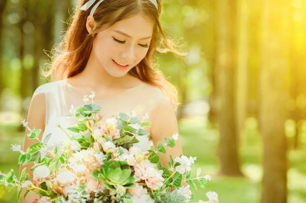 trang điểm cô dâu chụp hình ngoại cảnh