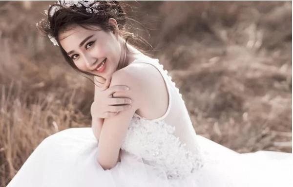 trang điểm cô dâu chụp hình ngoại cảnh