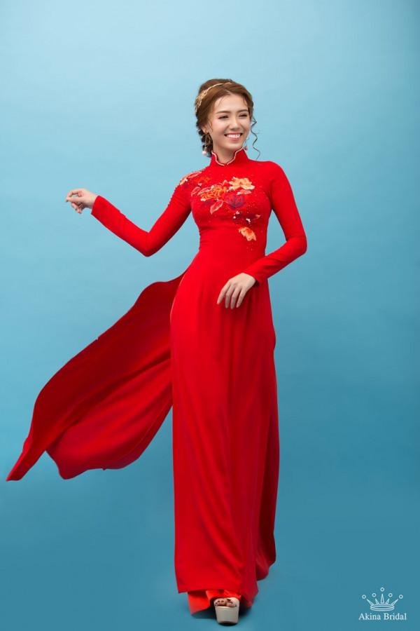 Áo dài cưới màu đỏ 10