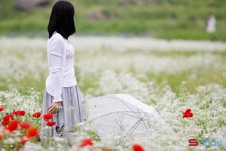 Những Stt đau lòng Em yêu anh còn anh yêu cô ấy, thế đấy