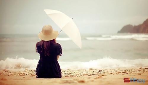 Những dòng status buồn có một yêu thương vẫn đợi anh ở đây........