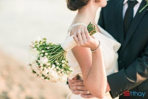 Những status ý nghĩa..... Sao con gái cứ phải lấy chồng hả mẹ? 