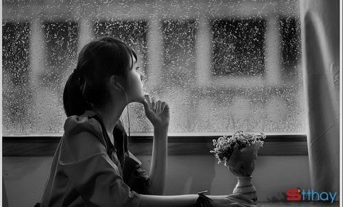 STT Tháng 4 những cơn mưa vội cũng đủ khiến lòng ai đó trùng xuống