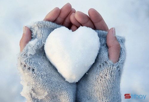 STT Trái tim em băng giá cần một người mang nắng đến hong khô