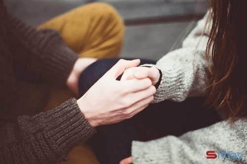 STT yêu là phải hạnh phúc, không hạnh phúc đừng yêu