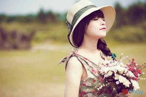Status chênh vênh- Cô gái tuổi 25, em nhận ra điều gì ?