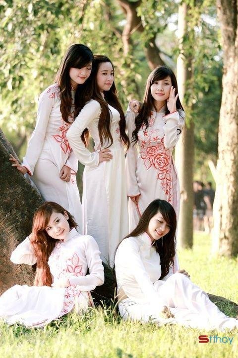 Status hay tuổi 21 tặng tôi những khoảng trống chơi vơi 