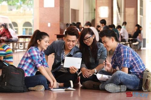 Status ý nghĩa Nếu có thể quay lại thời sinh viên, chị sẽ sống một cách ý nghĩa hơn