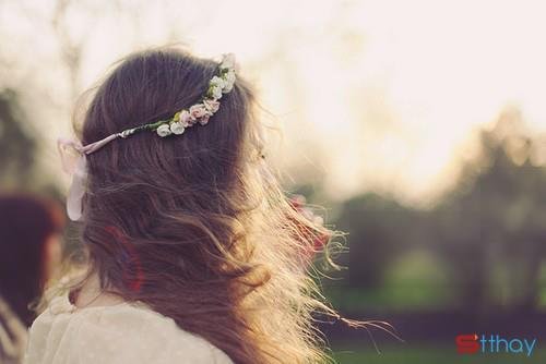 Stt Tuổi 18 Em vùng vẫy trong ước mơ của riêng em