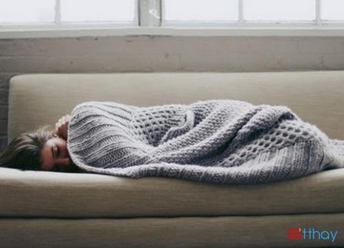 Stt mùa đông buồn và cũ kỹ như những năm tháng đã héo tàn