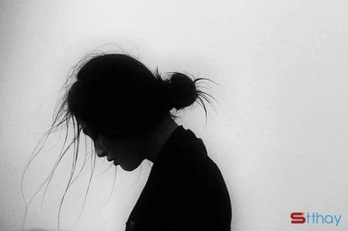 Stt tâm trạng về nỗi buồn của tuổi trưởng thành - Khi người lớn cô đơn