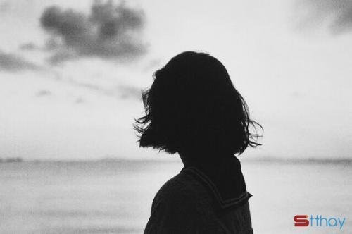 Stt tâm trạng về nỗi buồn của tuổi trưởng thành - Khi người lớn cô đơn