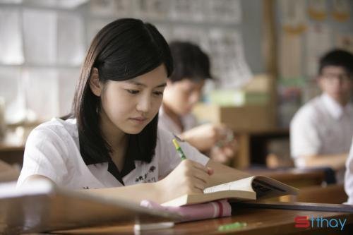 Stt tiếc nuối viết cho những việc đã qua, những người đã xa trong cuộc đời