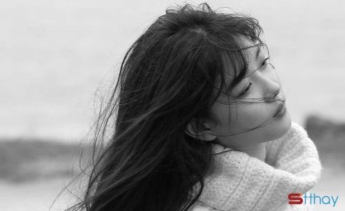 Stt tiếc nuối viết cho những việc đã qua, những người đã xa trong cuộc đời