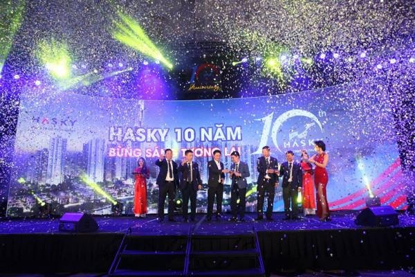 Công ty tổ chức sự kiện