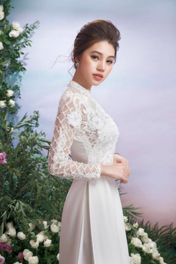 Áo dài cưới kết cườm