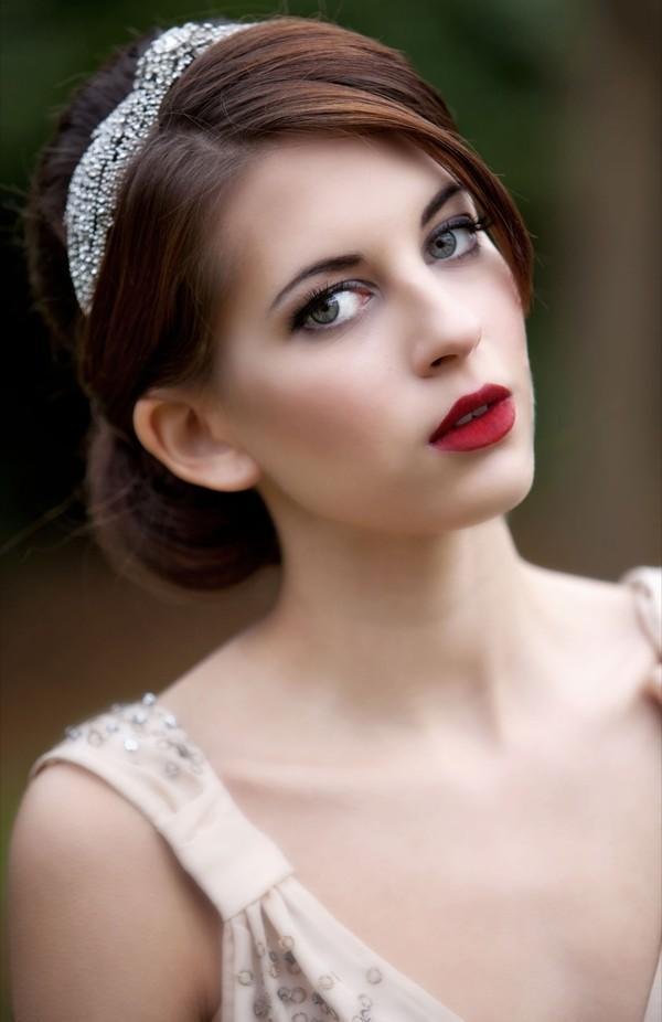 Trang điểm cô dâu ấn tượng