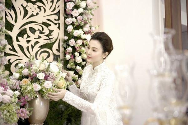 xem ngày cưới